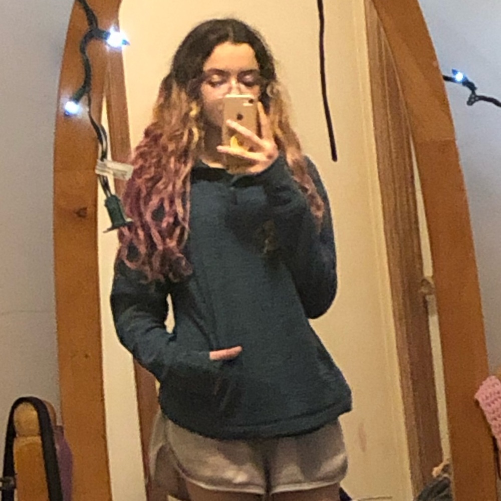 Kohl’s Tek Gear; Cyan/Teal, Medium Quarter Zip-Up Fleece :)
